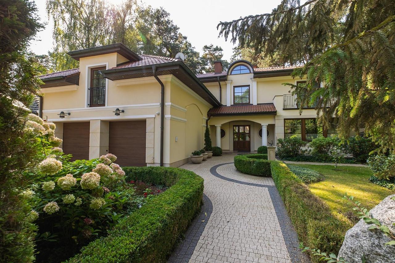 Magdalenka Luxury Villa Indoor Pool Warsaw מראה חיצוני תמונה